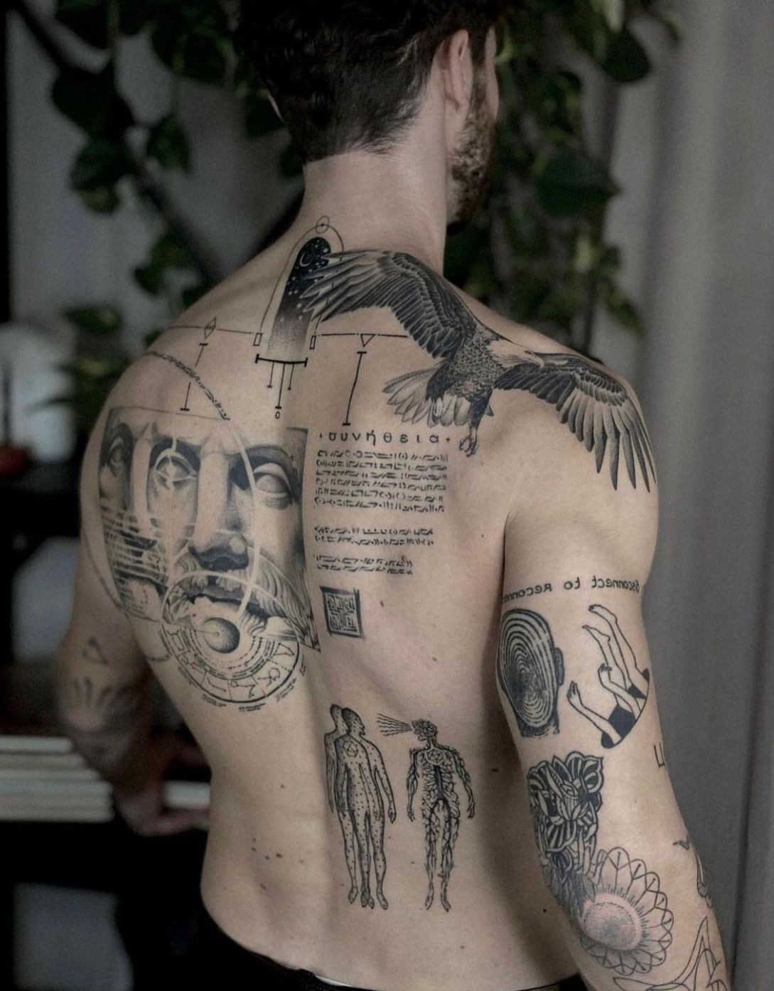 Best  fine Line tattoo Geneva - geneva réalisme realism statue mythologie mythology