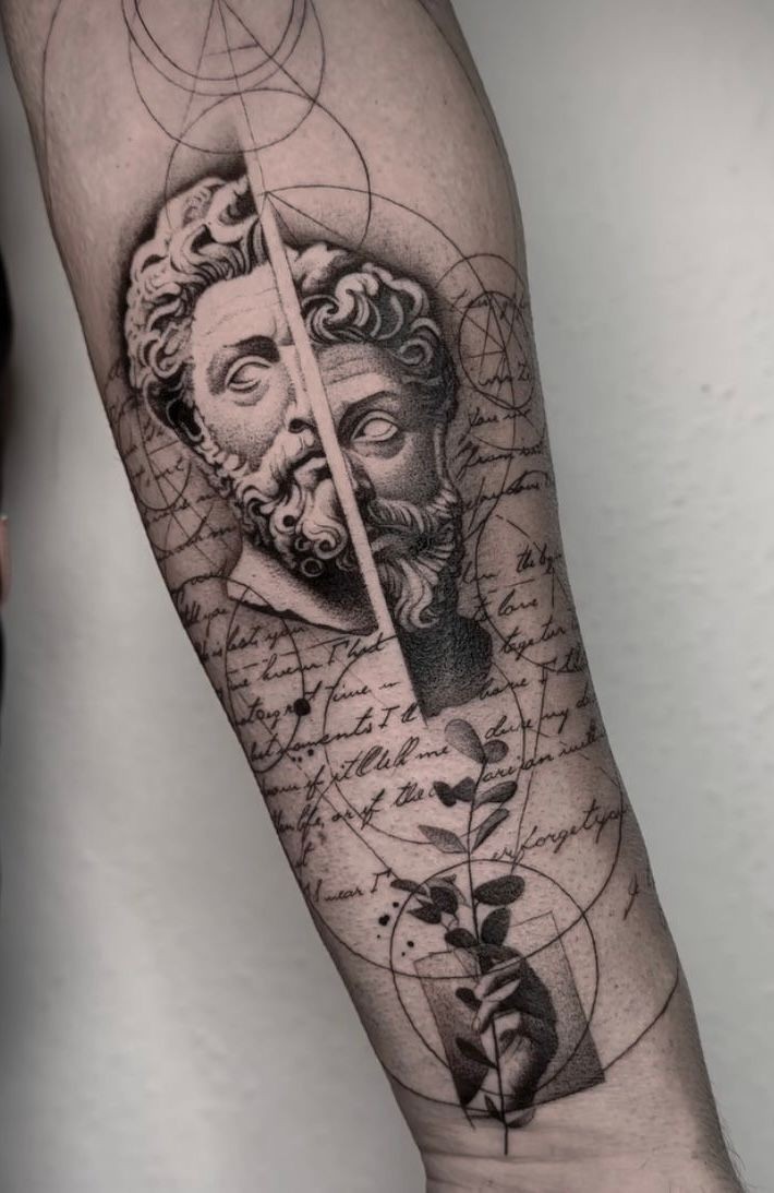 Micro réalisme , Chicano, Zeus tattoo, mythologie, tatouage homme Geneve geneva